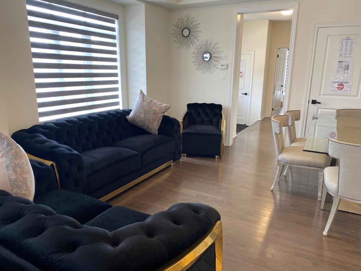 537 Veterans Dr Brampton On L7A 0C4 Villa ภายนอก รูปภาพ